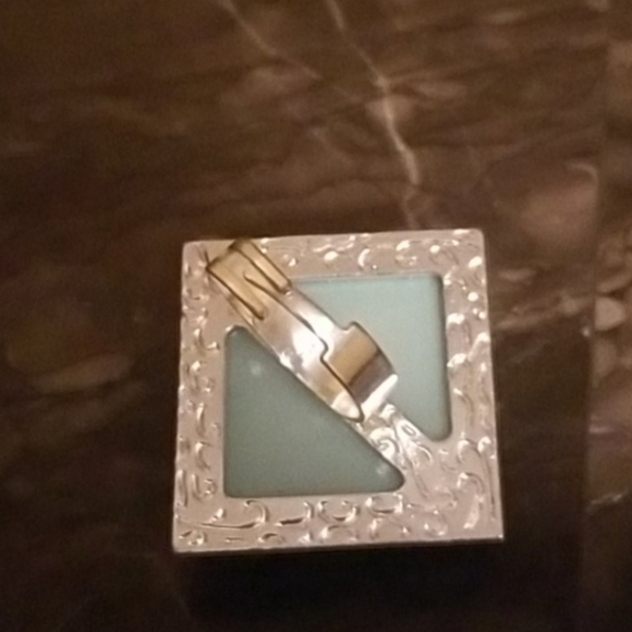 Statement Ring - Picture 3 of 3